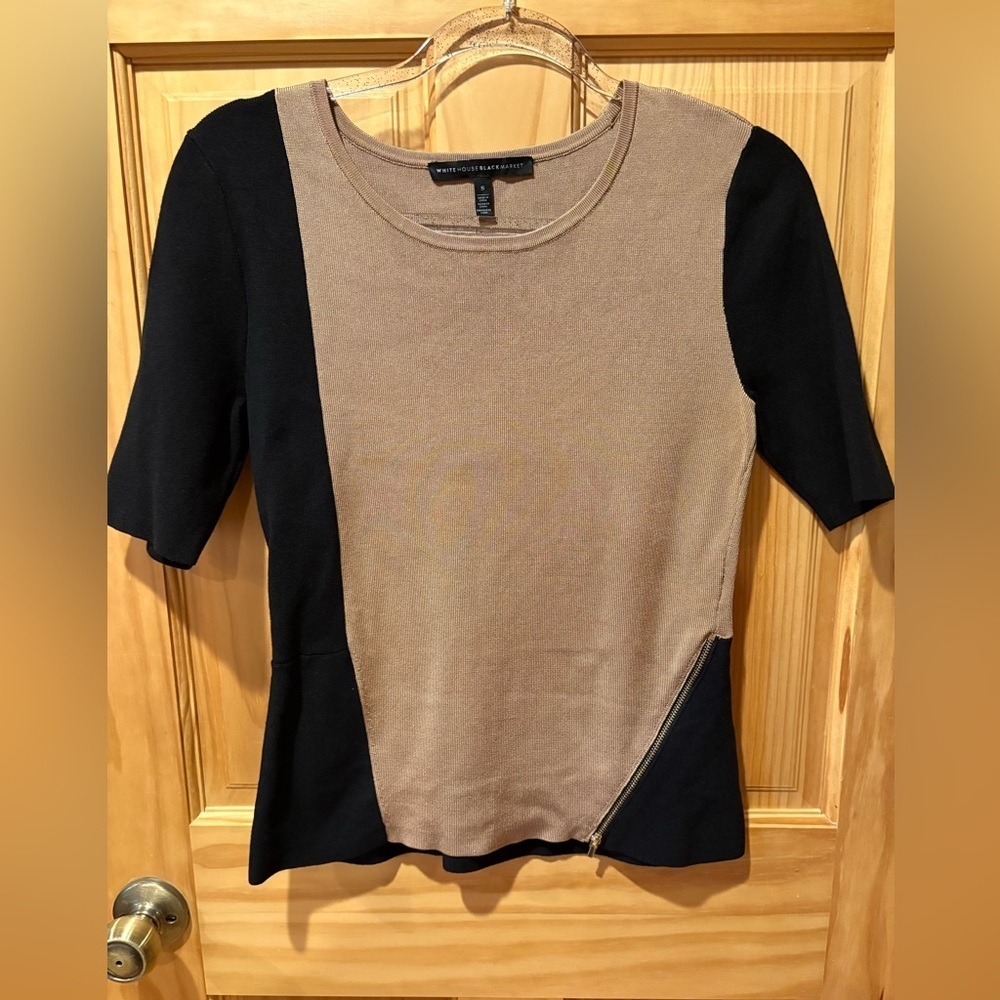 White House Black Market Colorblock Short Sleeve Top side zipper detail size S